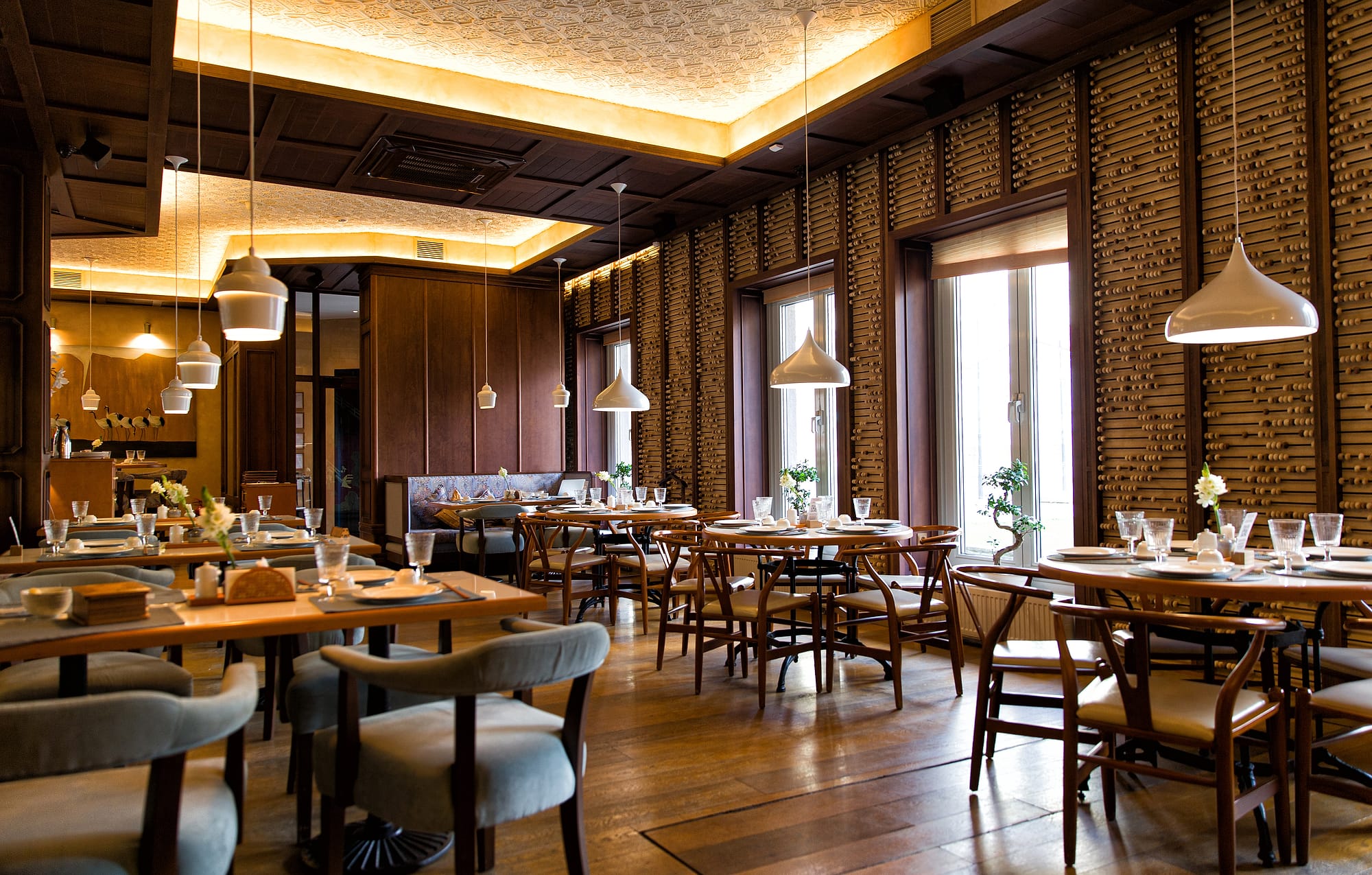 Restaurant dining